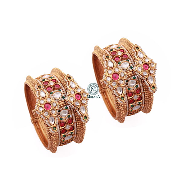 Saranshi Multi Antique Designer Kadas