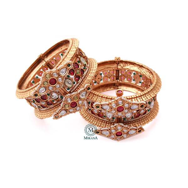 Saranshi Multi Antique Designer Kadas