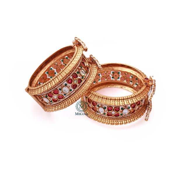 Saranshi Multi Antique Designer Kadas