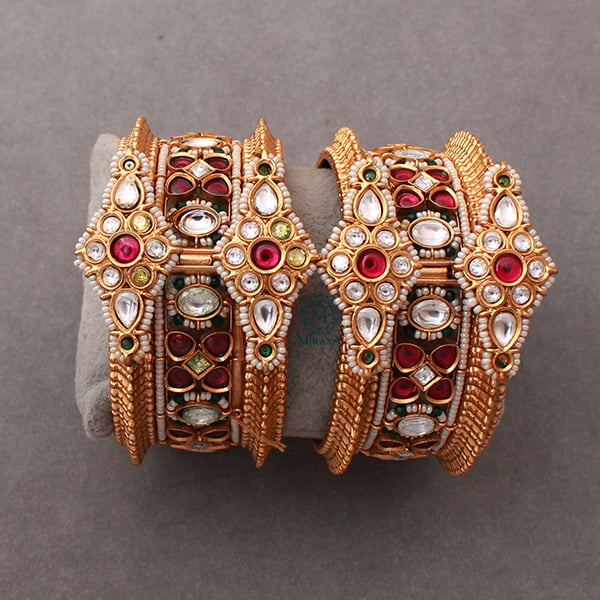 Saranshi Multi Antique Designer Kadas