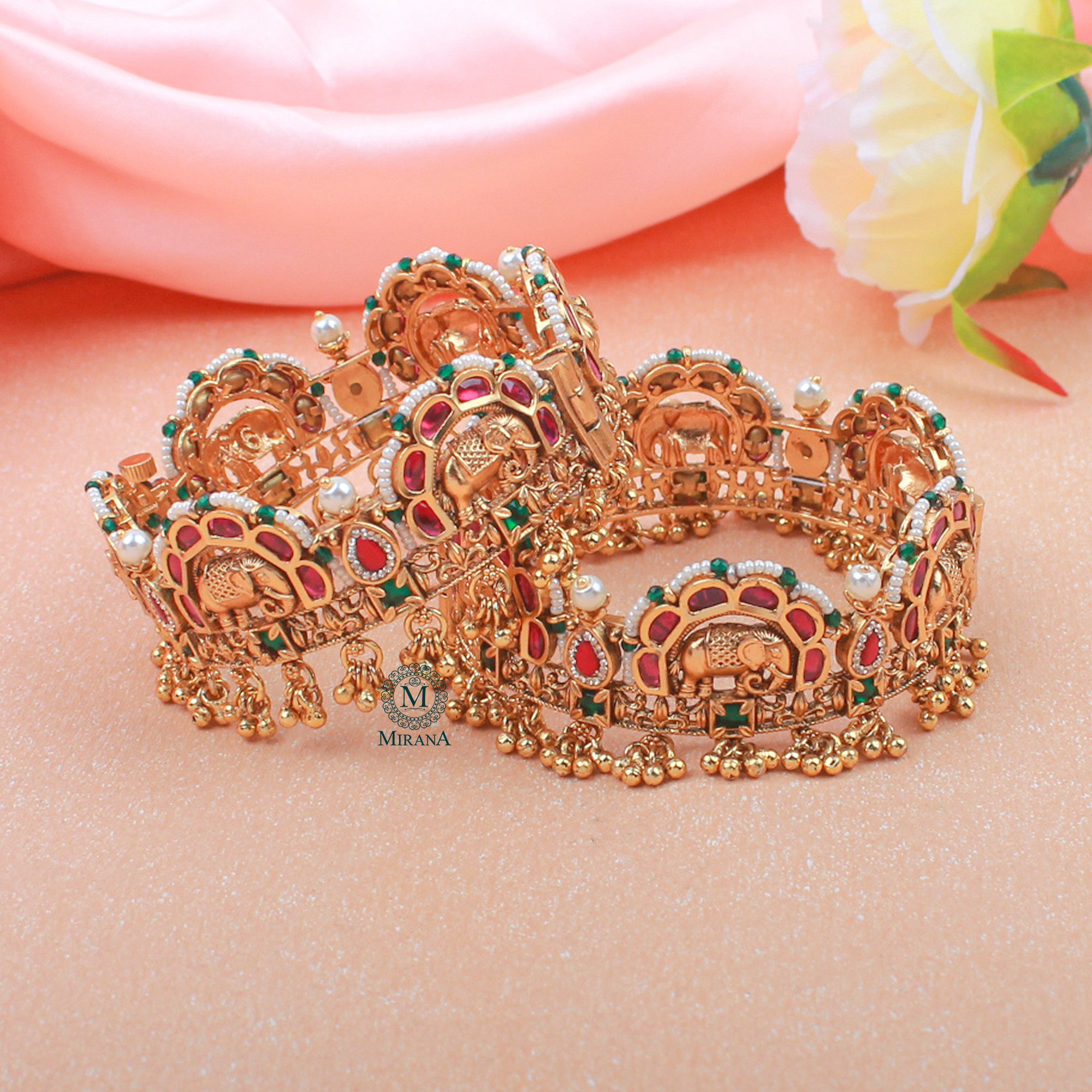 Gaj Antique Designer Bangles