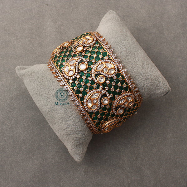 Aahana Emerald Green Polki Designer Bracelet