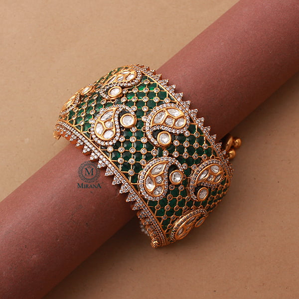 Aahana Emerald Green Polki Designer Bracelet