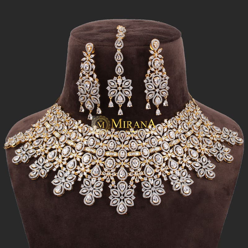 MJCK21C191-3-Scarlett-Designer-Bridal-Choker-Set-Gold-Look-15.jpg