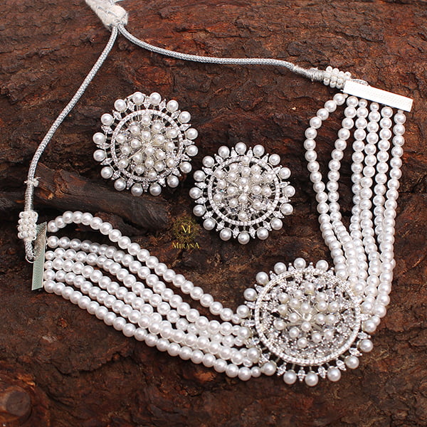 Austin Pearl Shine Choker Set