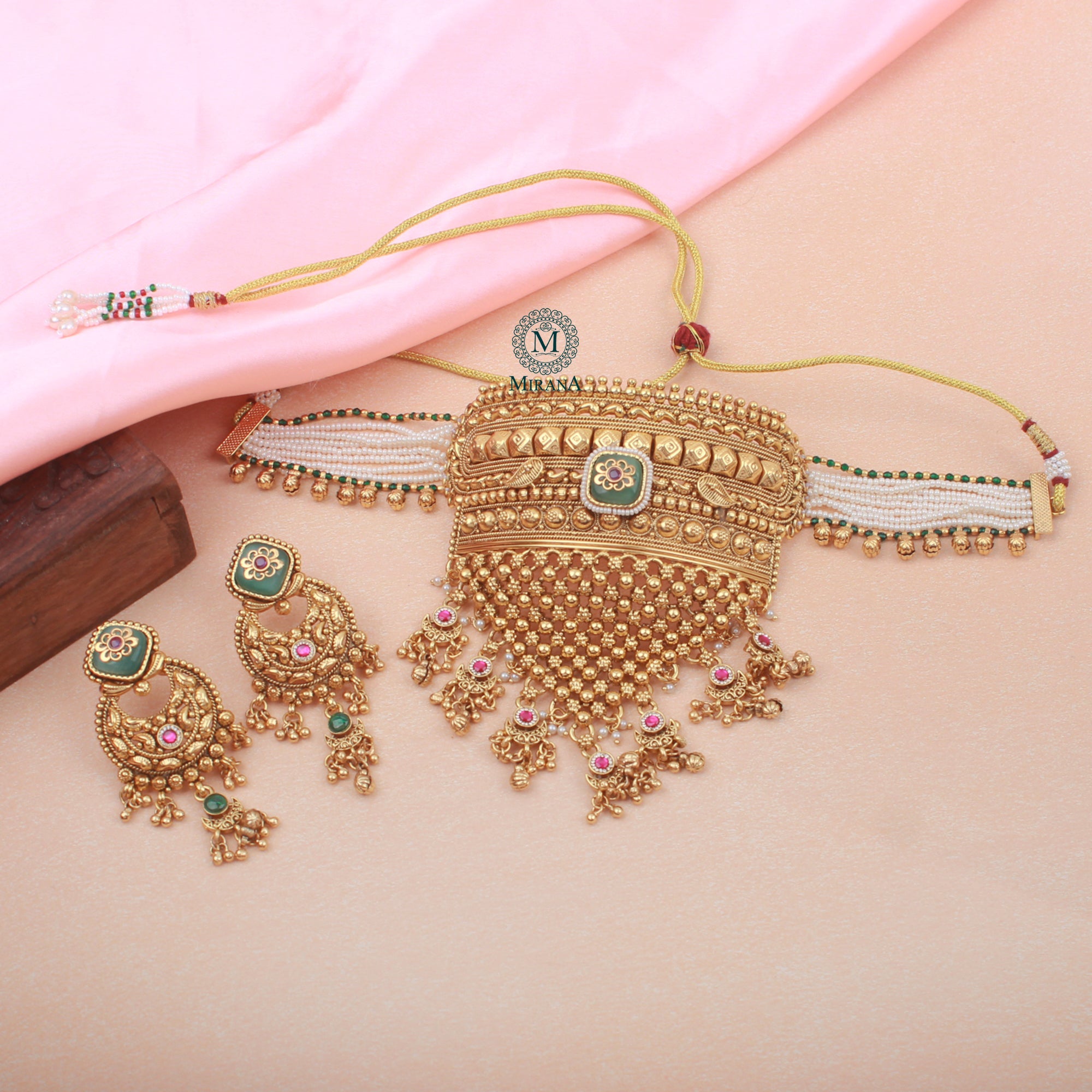 Jugni Antique Designer Choker Set