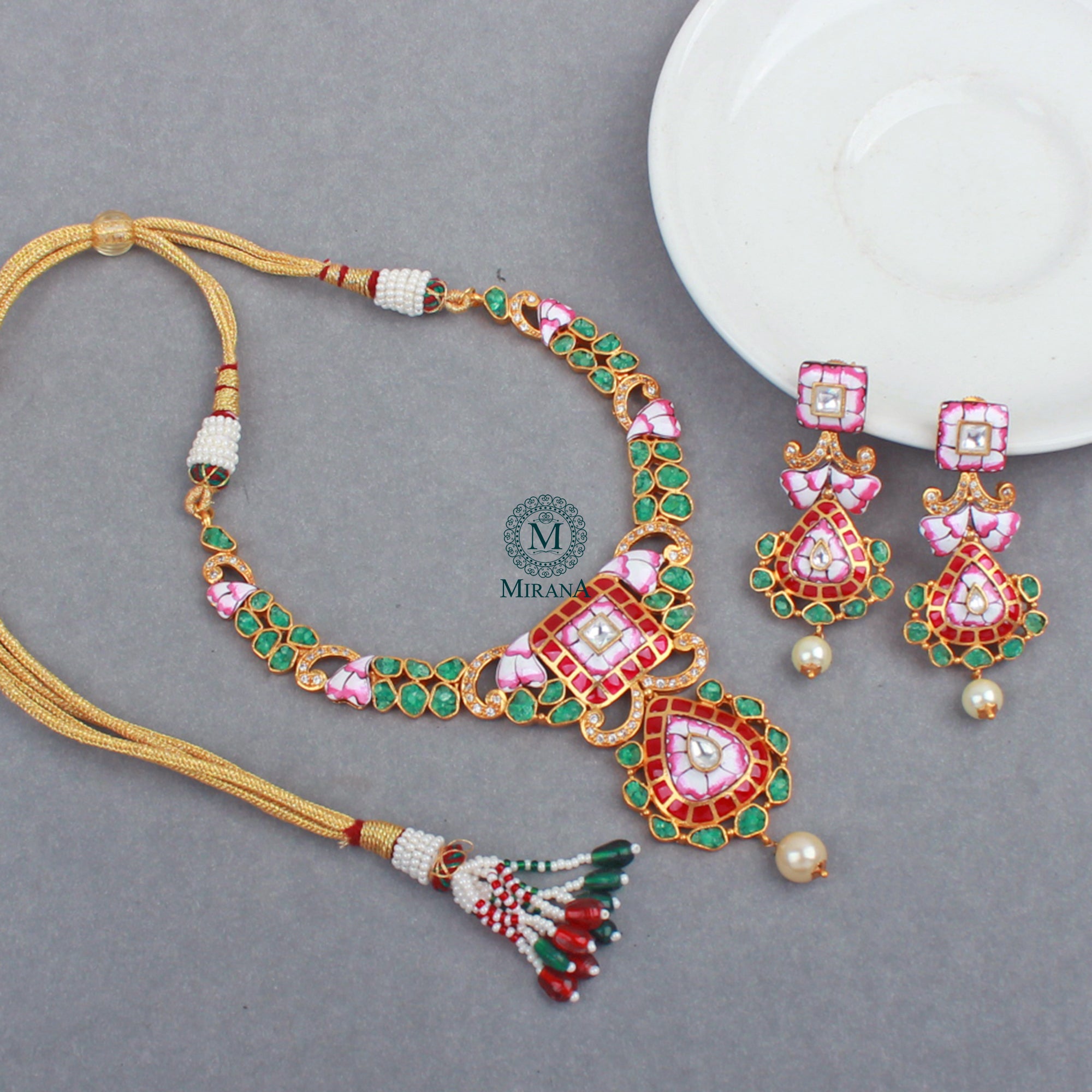 Riyanshi Antique Designer Necklace Set