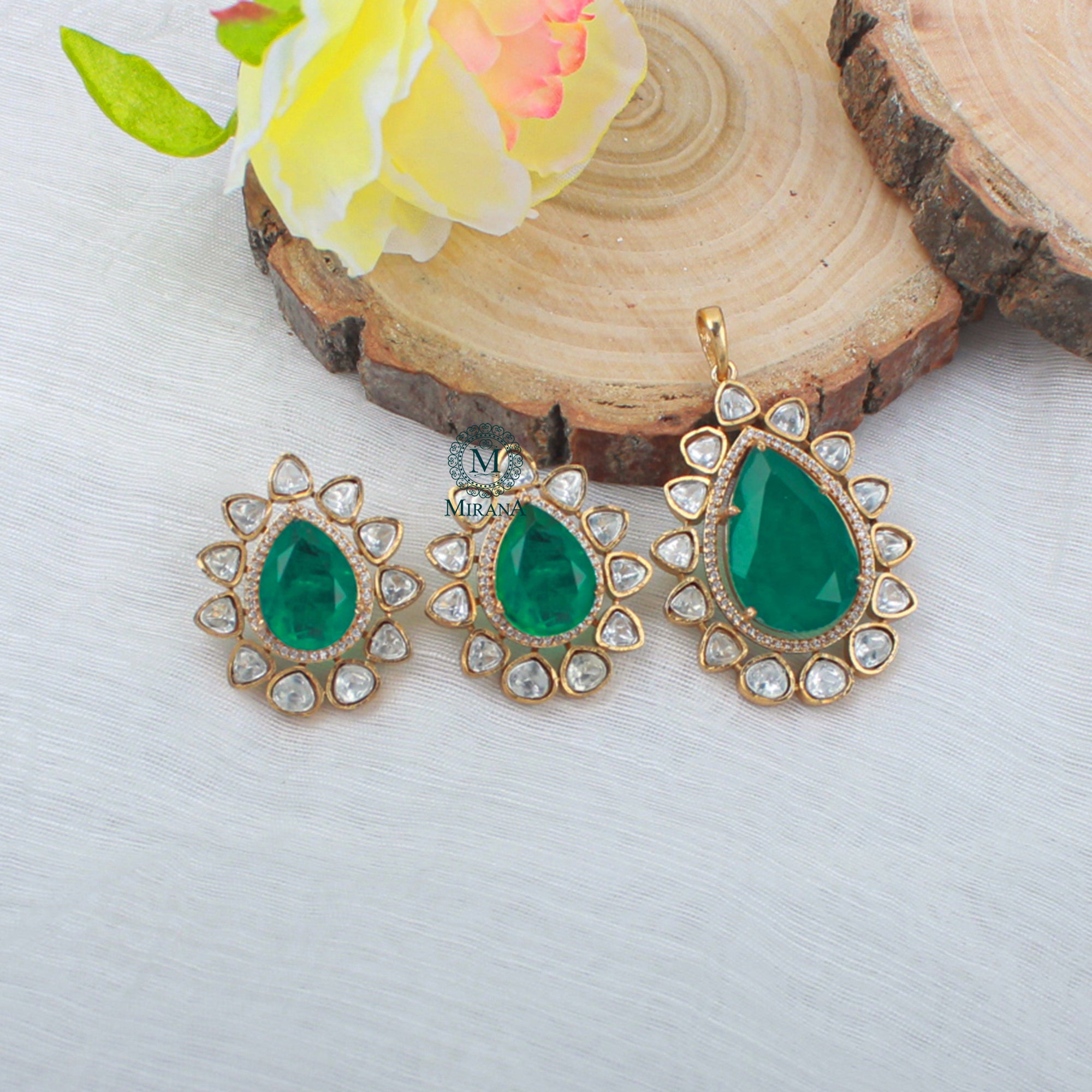 Vrushi Emerald Green Moissanite Pendant Set