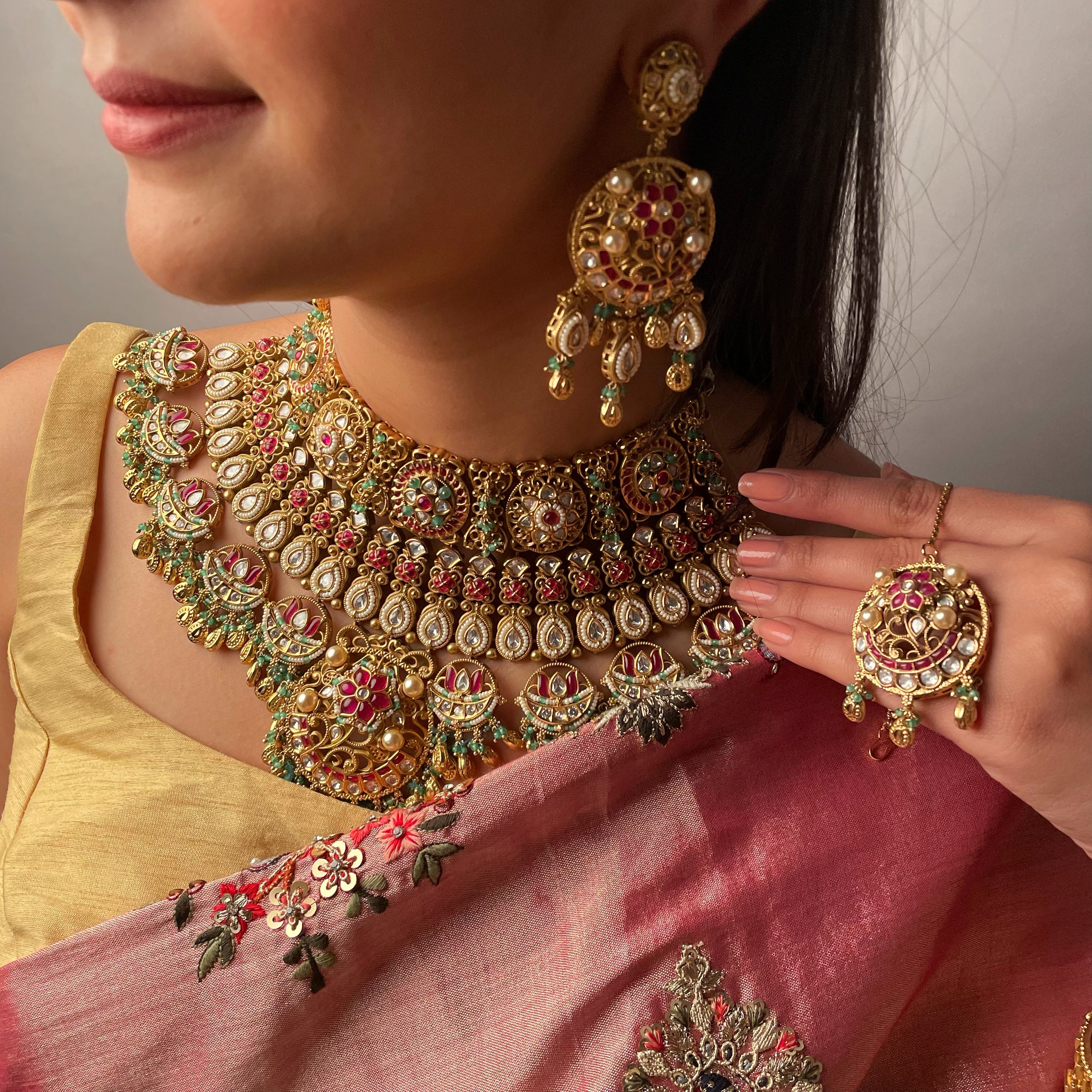 Amrapali Antique Bridal Choker Set