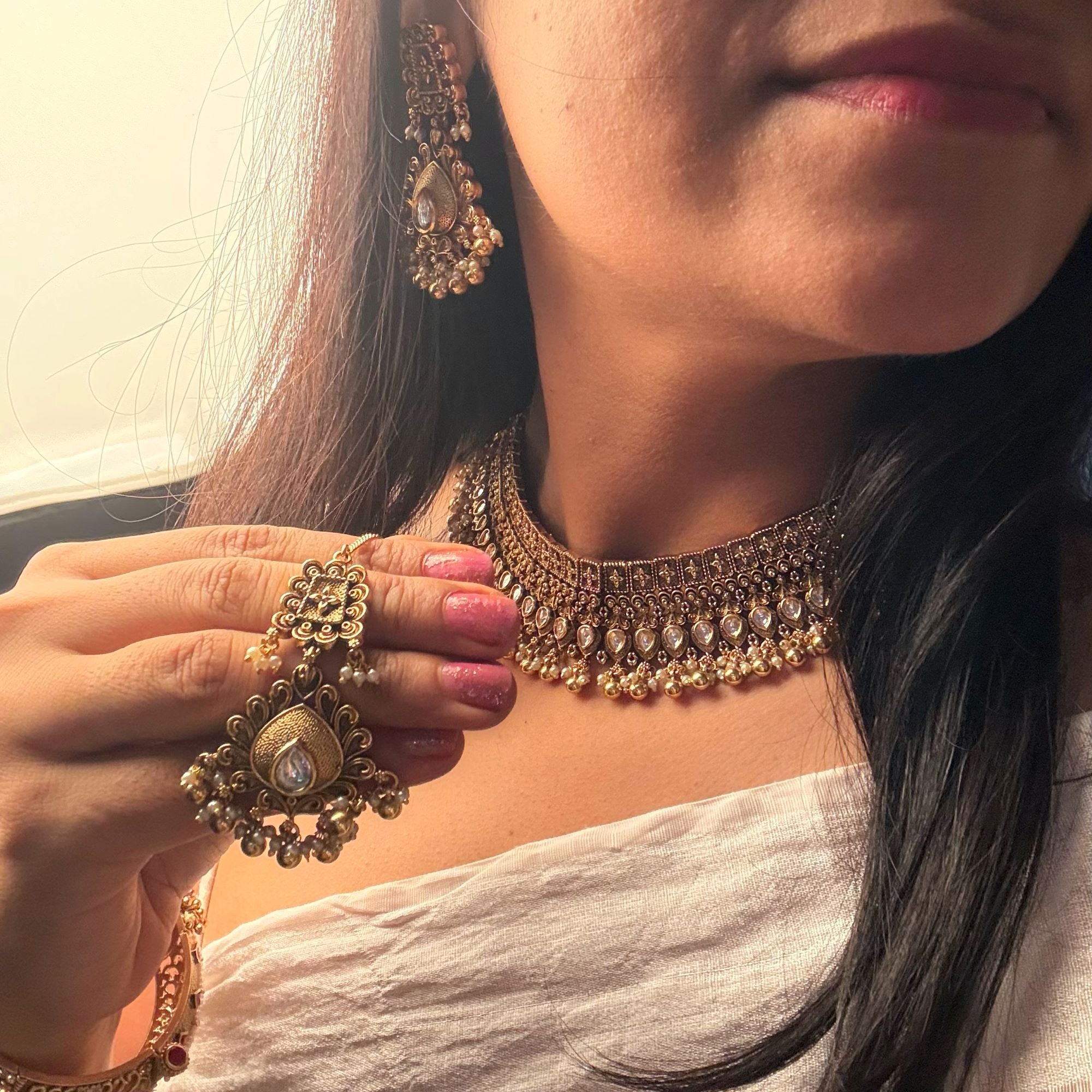 Devlina Antique Designer Choker Set