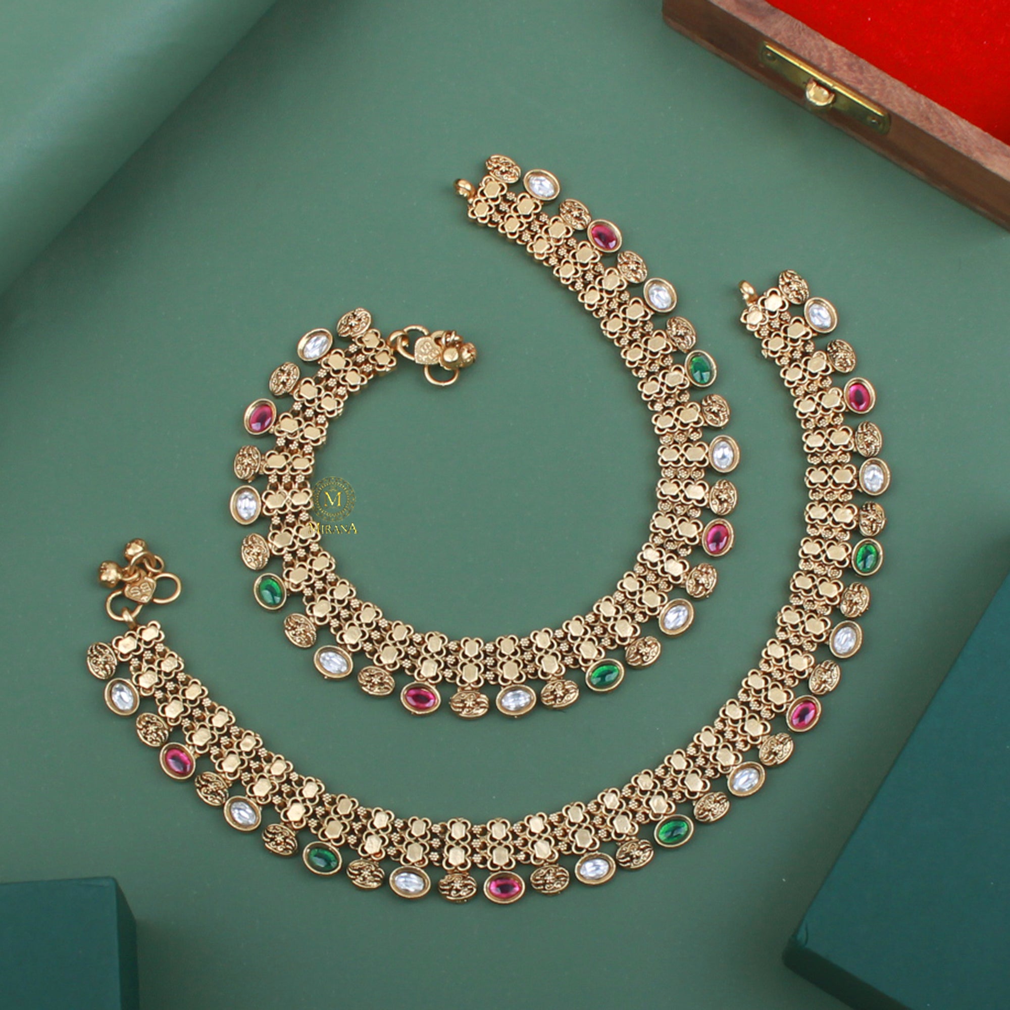 Saachi Antique Designer Anklets