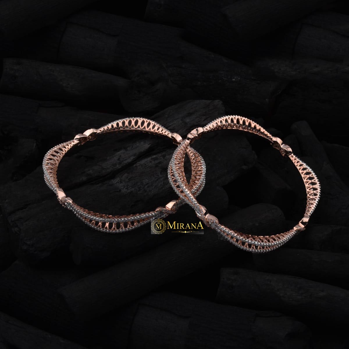MJBG21B016-1-Classy-Knot-Designed-Bangles-Rosse-Gold-Look-2.jpg