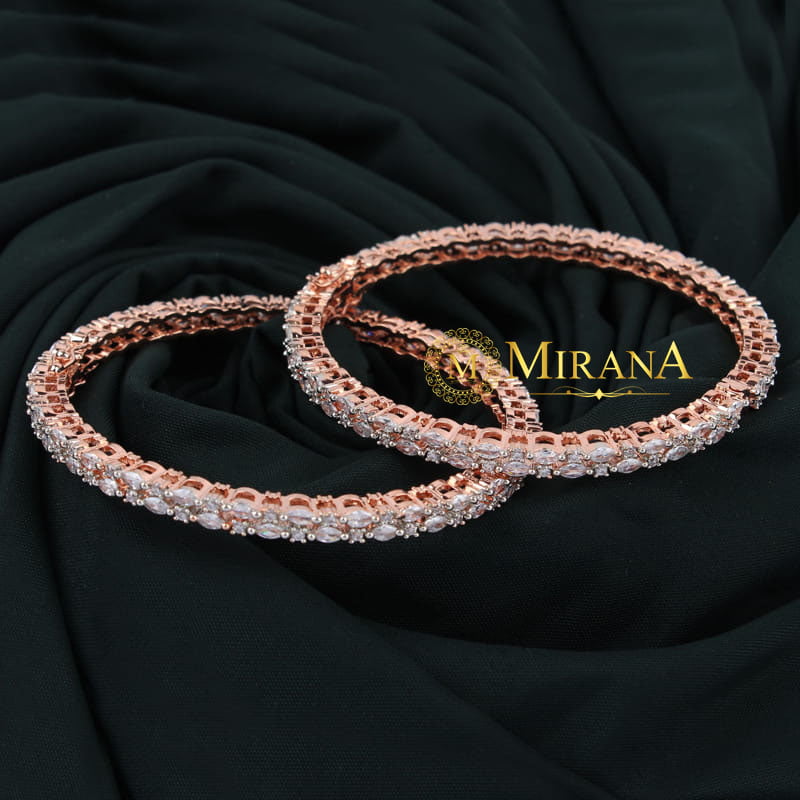 MJBG21B044-1-Naisha-Sleek-Designer-Bangles-Rose-Gold-look-2.jpg August 10, 2022