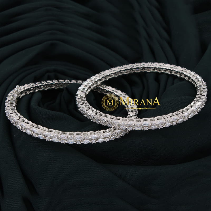 Naisha Sleek Designer Bangles