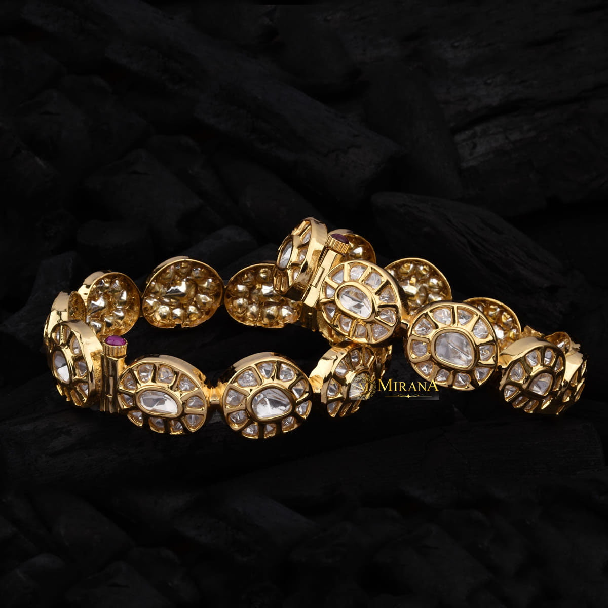 MJBK21K003-1-UIncut-Cluster-Polki-Bangles-Gold-Look-1.jpg