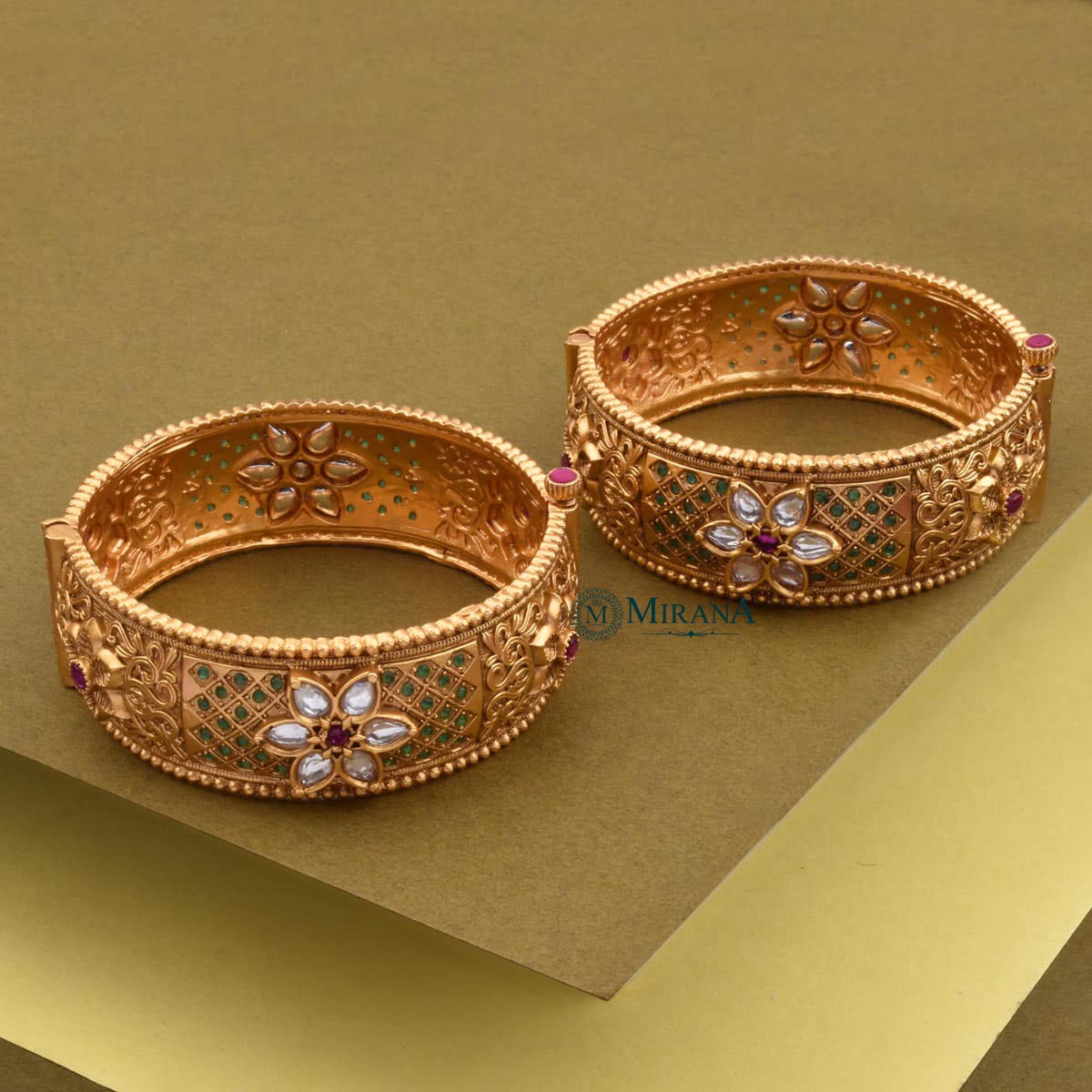 Ethnic Rajwadi Flower Pattern Bangles