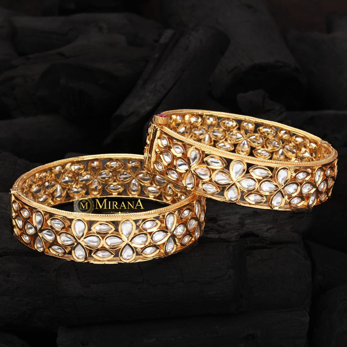 Royal Look Kundan Bangles
