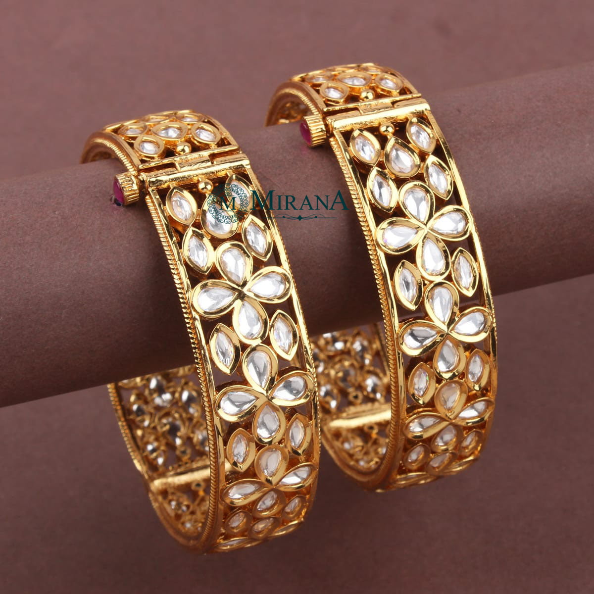 Royal Look Kundan Bangles