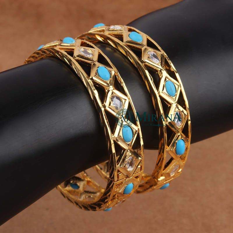 Taruni Turquoise Colored Rajwadi Look Bangles
