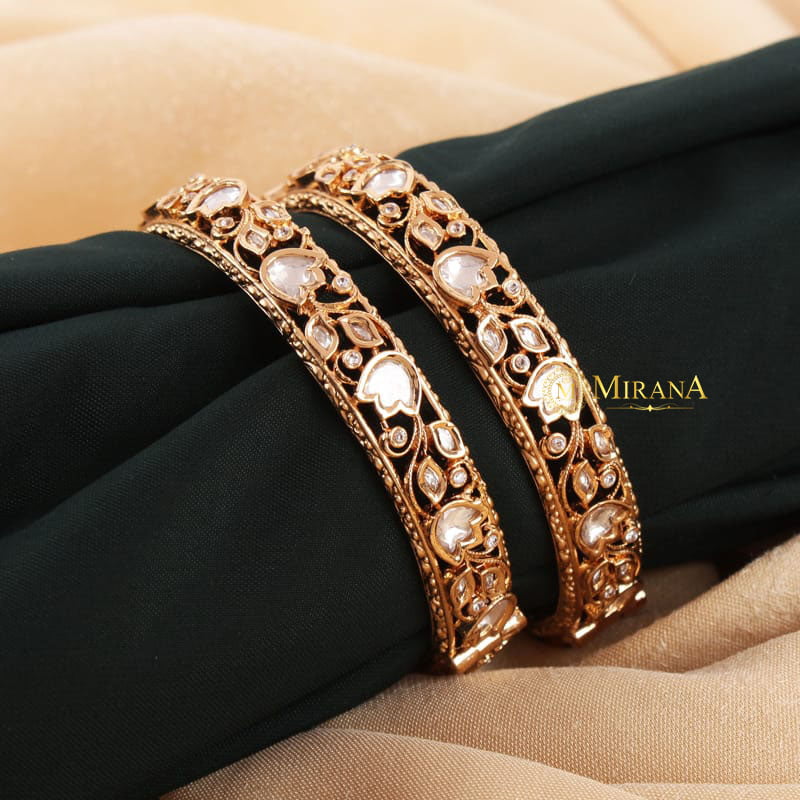 MJBK21K074-1-Neera-Lotus-Polki-Bangles-Rose-Gold-Look-1.jpg
