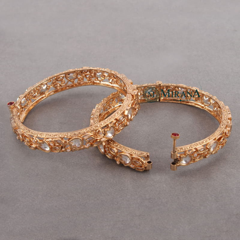 MJBK21K074-1-Neera-Lotus-Polki-Bangles-Rose-Gold-Look-5.jpg July 9, 2022