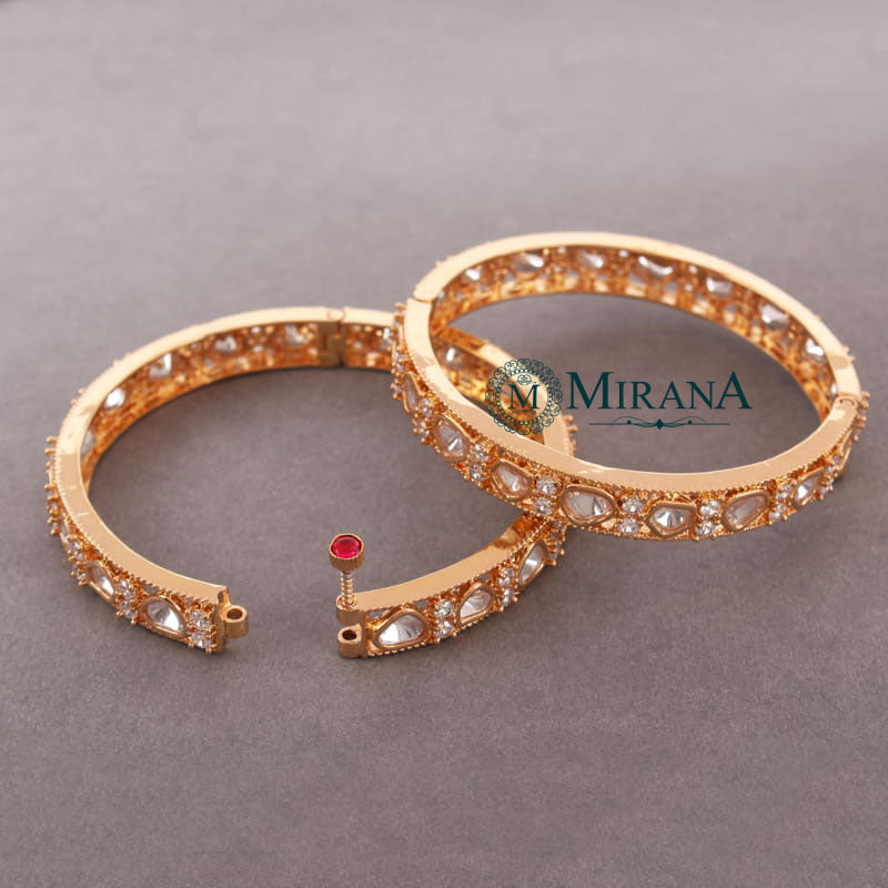MJBK21K079-1-Moyna-Polki-Bangles-Gold-Look-4.jpg
