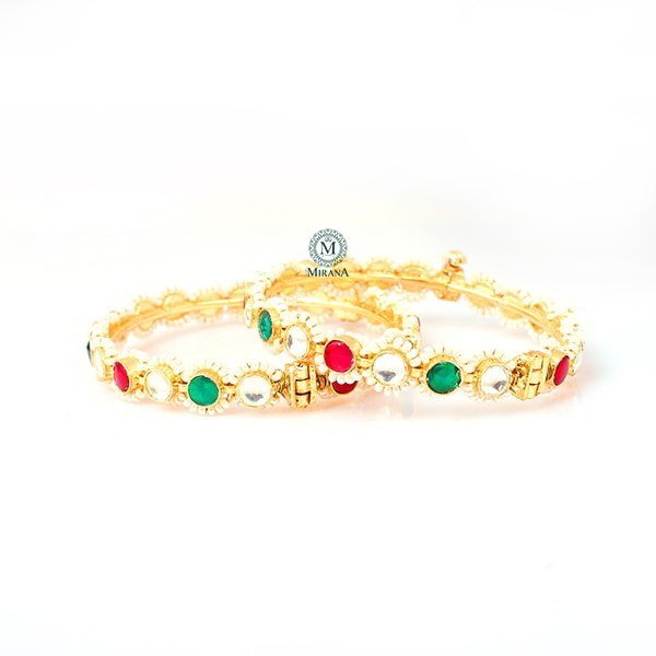 Aruna Ruby Green Paachi Kundan Bangles