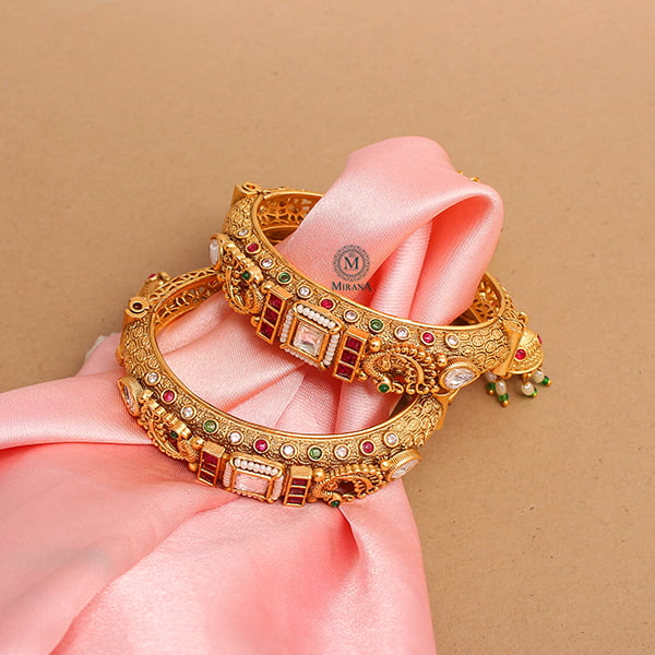 Ruhani Ruby Green Antique Designer Bangles