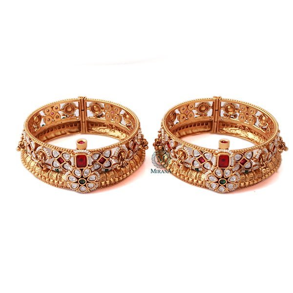 Nitasha Multi Antique Designer Bangles