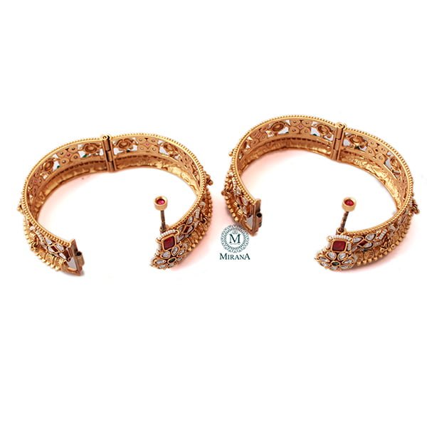 Nitasha Multi Antique Designer Bangles