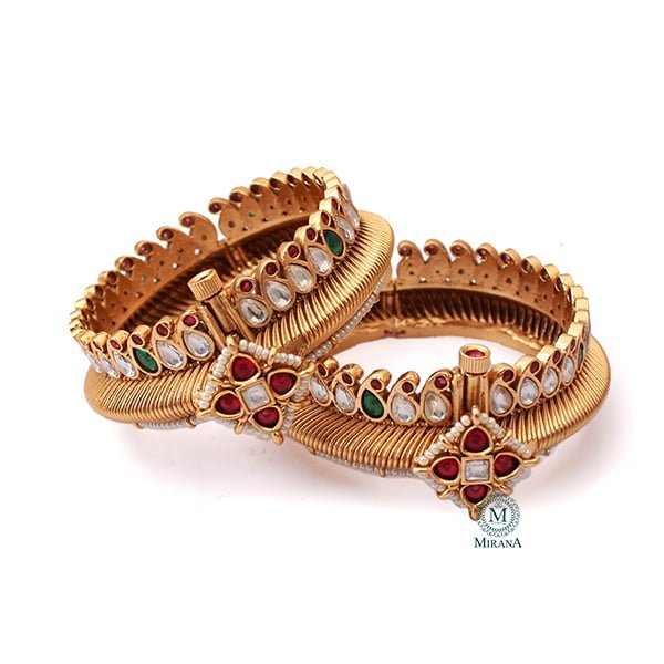 Amika Ruby Green Antique Designer Bangles