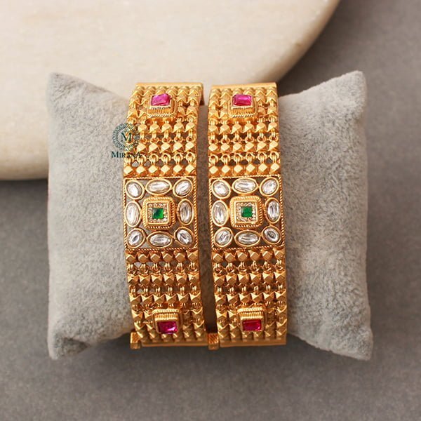 Siya Ruby Green Antique Designer Bangles