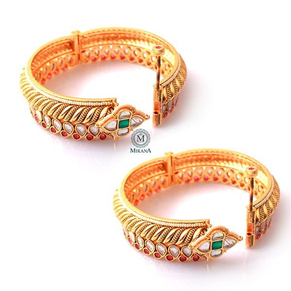 Kasturi Ruby Green Antique Bangles