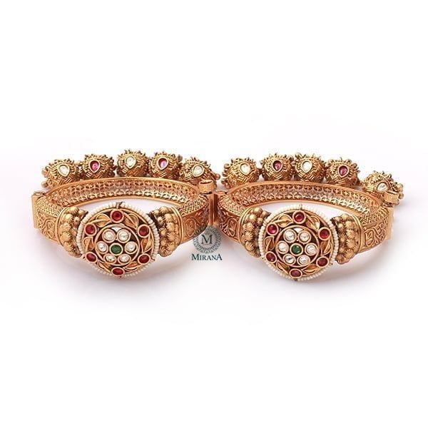 Nitanshi Ruby Green Antique Designer Bangles