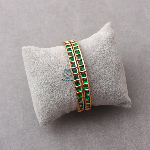 Pankhi Emerald Green Polki Bangles