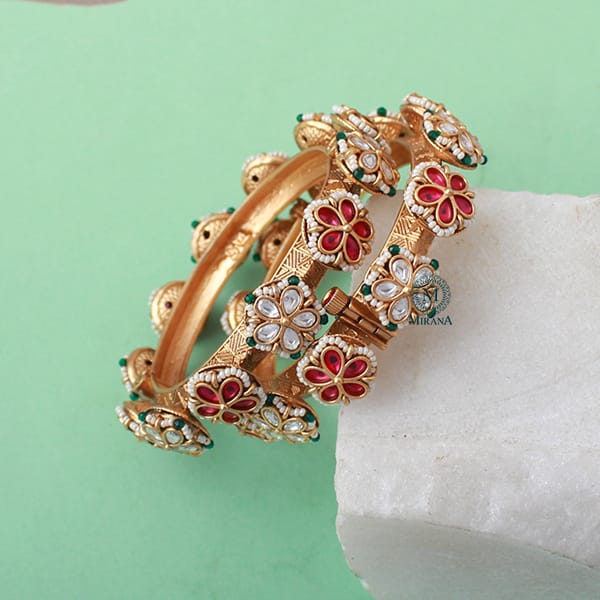 Ritisha Ruby Green Antique Bangles