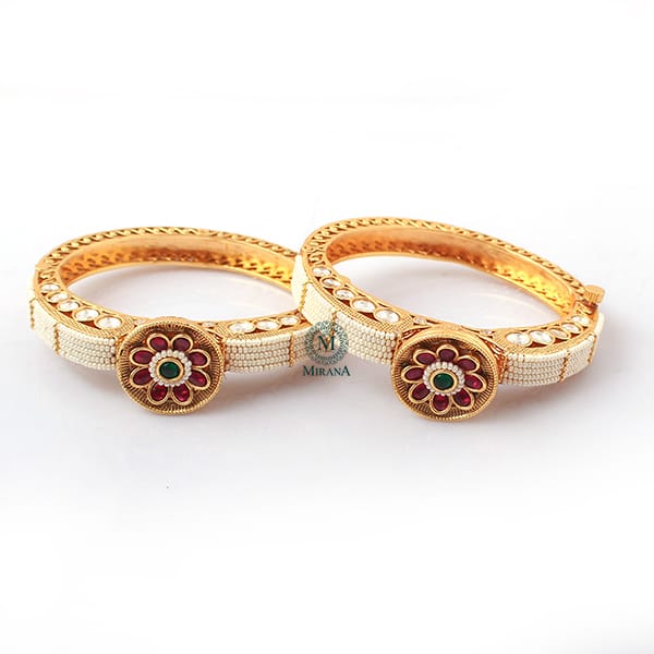 Shresthi Antique Designer Bangles