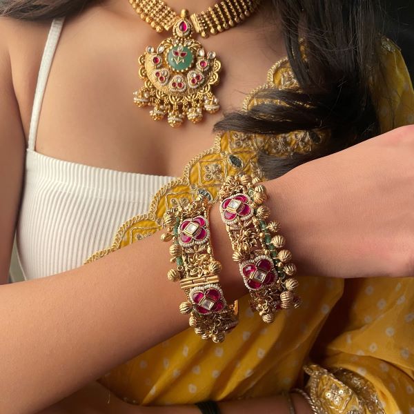 Vandini Antique Designer Bangles