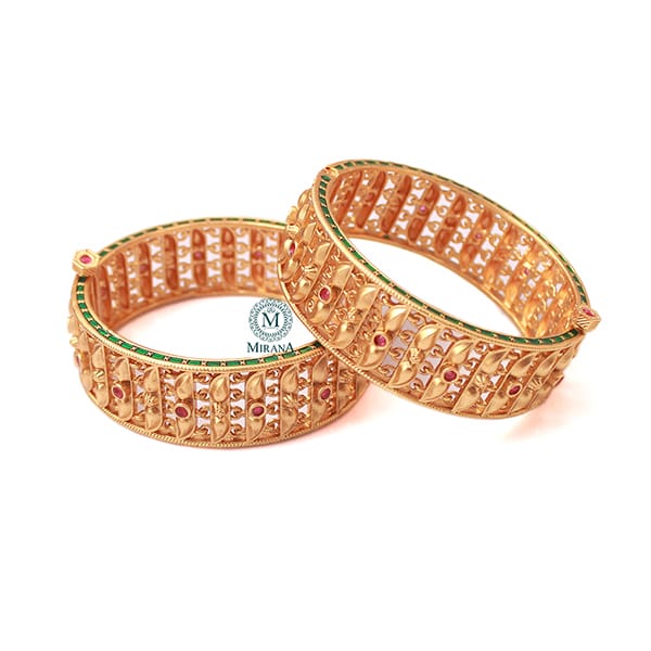 Sashi Antique Designer Bangles