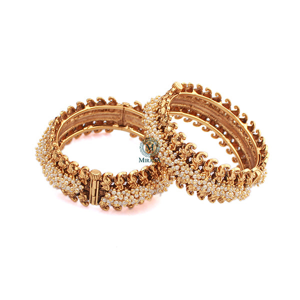 Urishilla Pearl Antique Designer Bangles