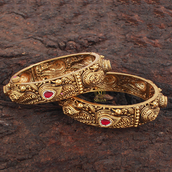 Vrinda Ruby Green Antique Designer Bangles