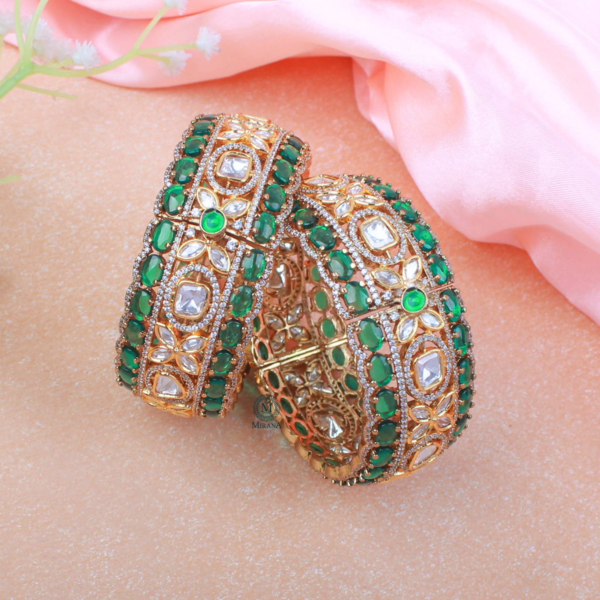 Veesha Emerald Green Polki Bangles