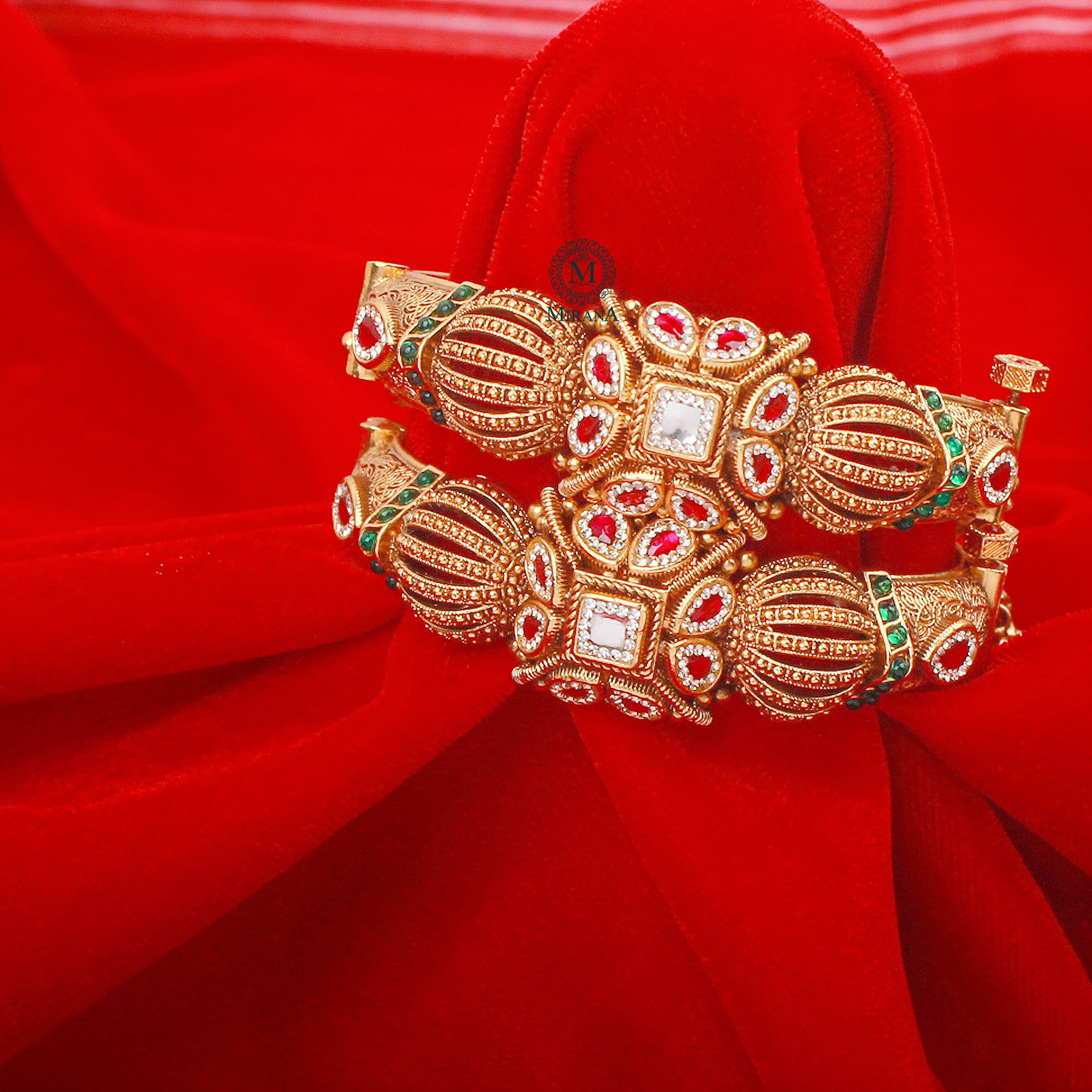 Sidha Antique Designer Bangles