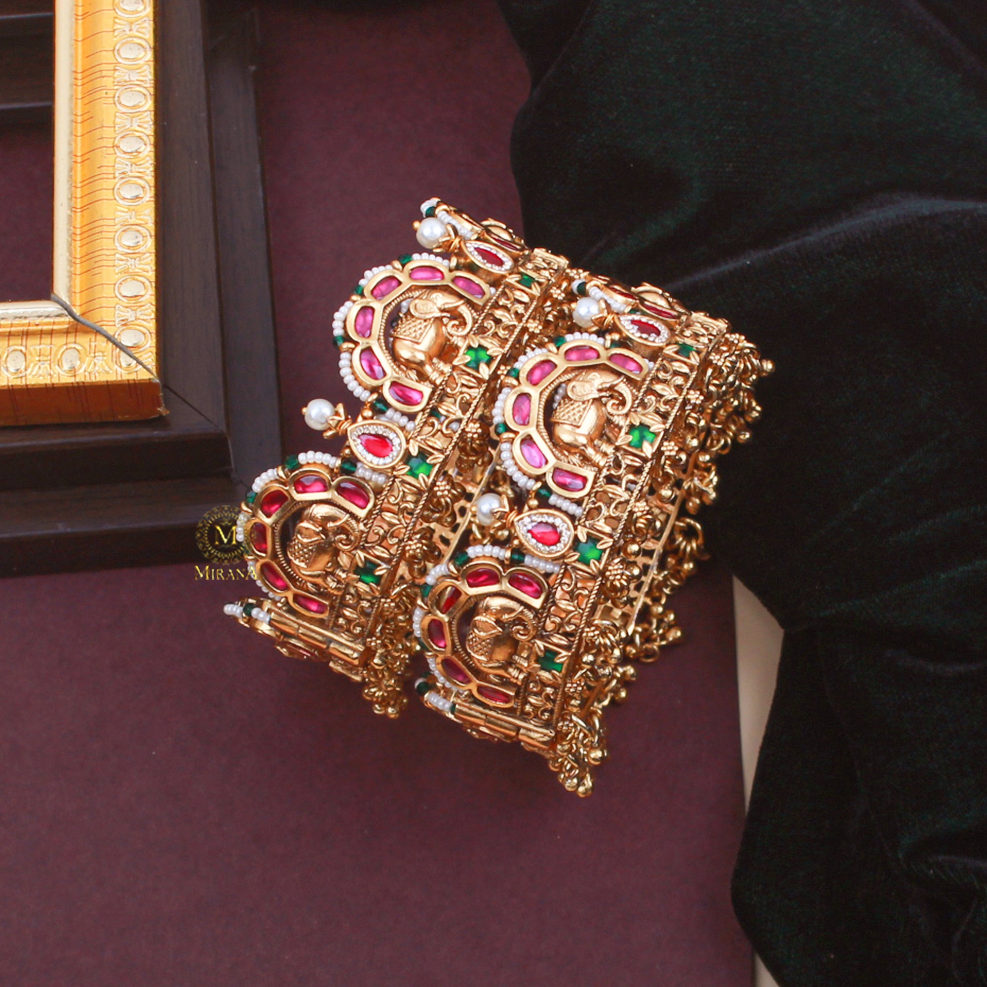 Gaj Antique Designer Bangles