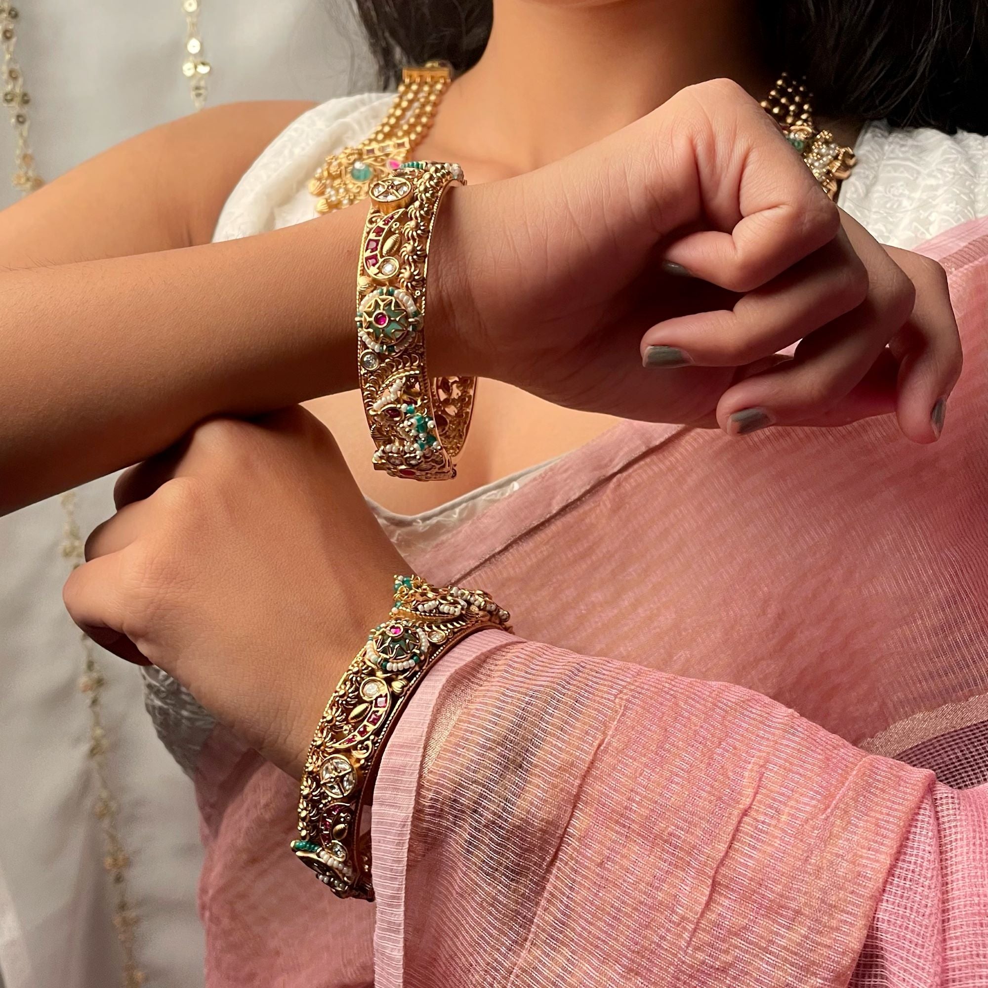 Geesha Antique Designer Bangles