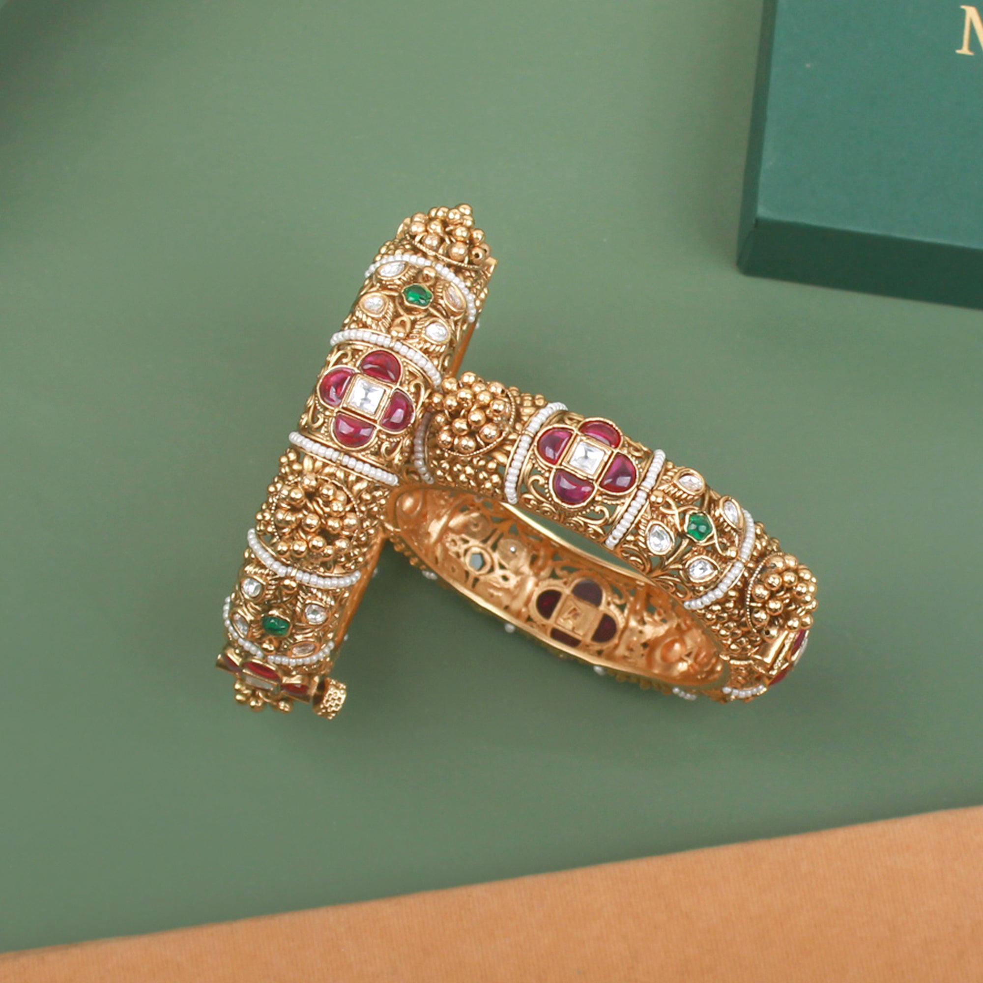 Sunidhi Antique Designer Bangles