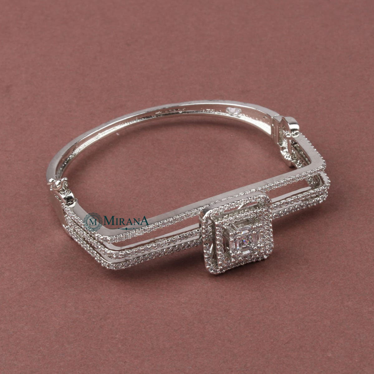 MJBR21R023-2-Square-Topped-Bracelet-Silver-Look-2.jpg