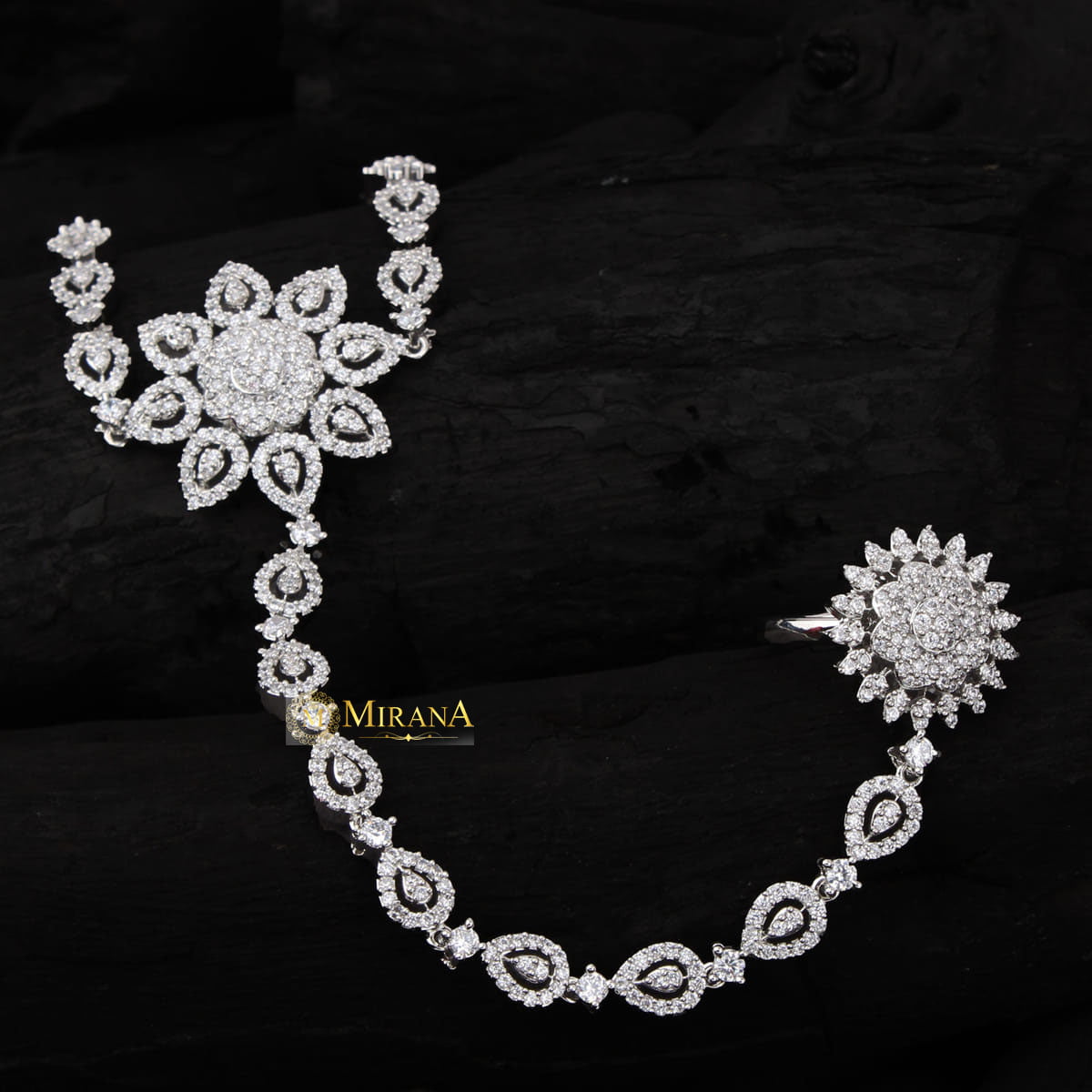 MJBR21R029-2-Stunning-Designer-Flower-Bracelet-Silver-Look-1.jpg