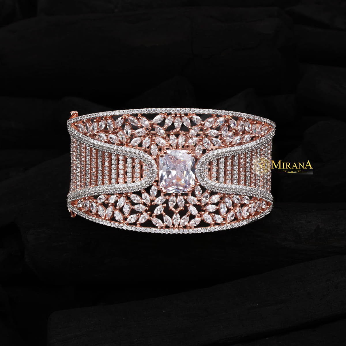Dual Tone Tossed Broad Bracelet