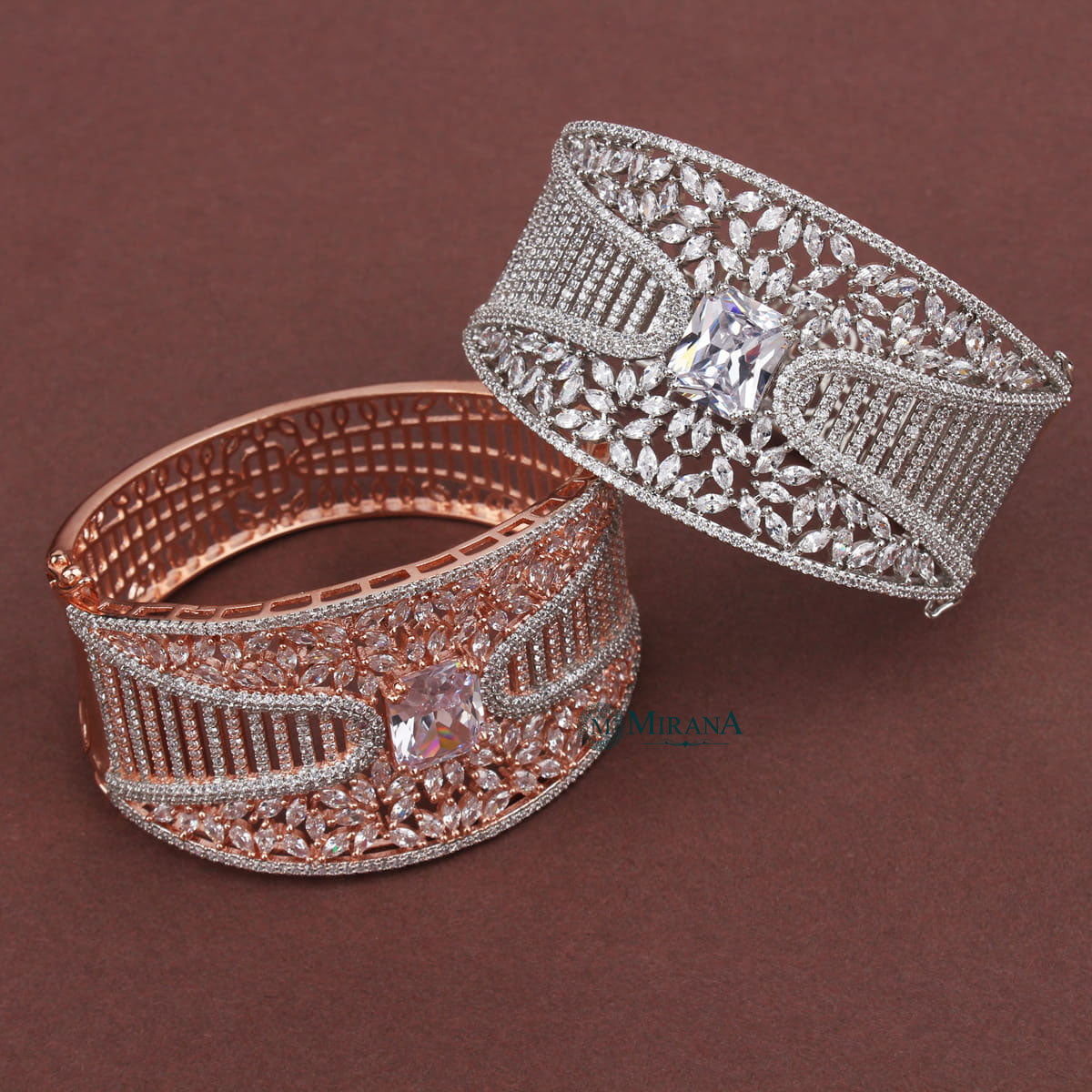 Dual Tone Tossed Broad Bracelet